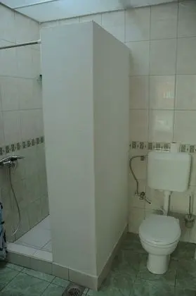 Basic Üç Kişilik Oda