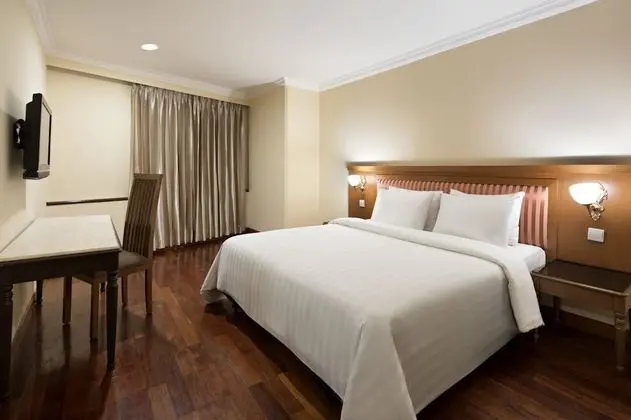 Deluxe Double or Twin Room