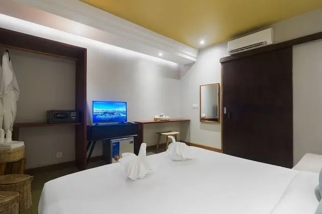 Superior Oda, Şehir Manzaralı