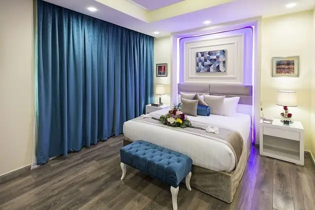 Deluxe Tek Büyük Yataklı Oda