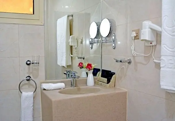 Deluxe Tek Kişilik Oda