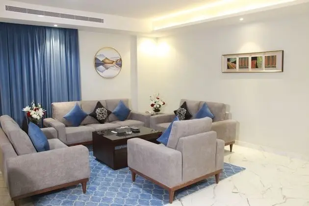 Diplomat Executive Suite