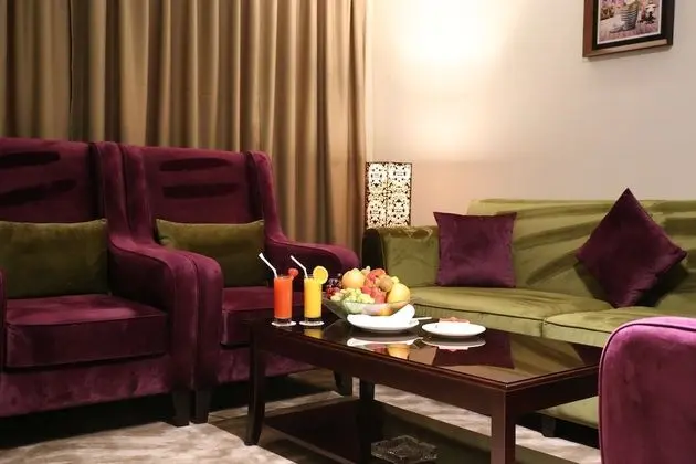 Diplomat Suite