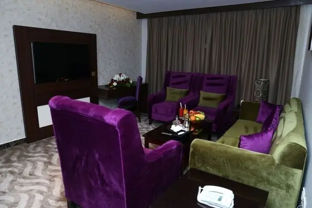 Diplomat Suite