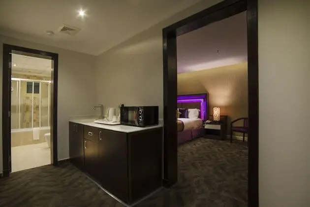Diplomat Suite