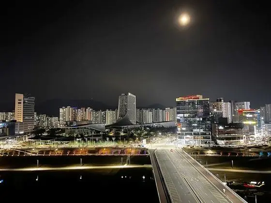 Premier Tek Büyük Yataklı Oda