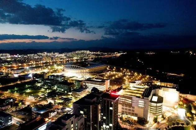 Premier Tek Büyük Yataklı Oda