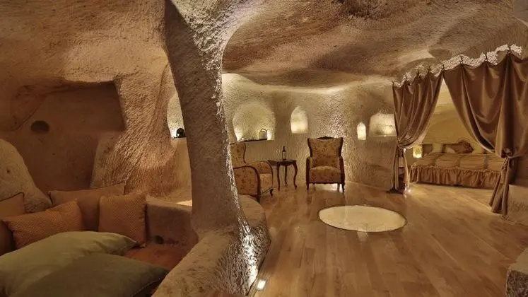 Royal Suite Mağara / Taş Oda