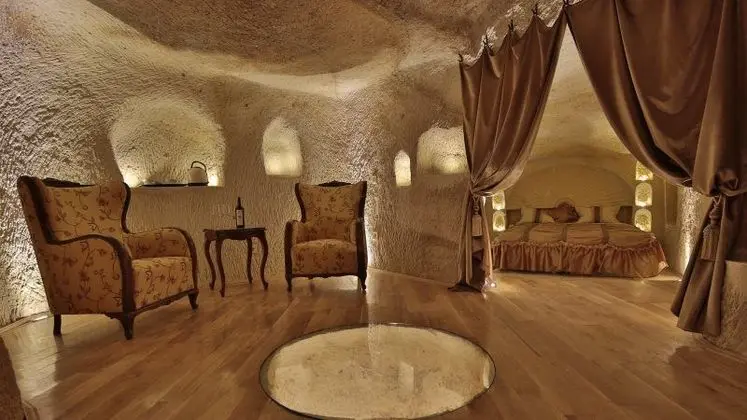Royal Suite Mağara / Taş Oda