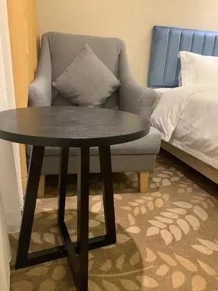 Business Süit, Penceresiz