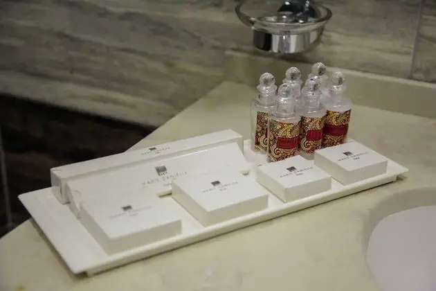 Deluxe Tek Büyük veya İki Ayrı Yataklı Oda