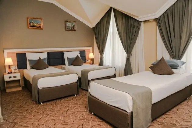 Standard Dört Kişilik Oda