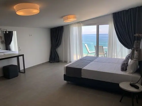 Luxury Tek Büyük veya İki Ayrı Yataklı Oda