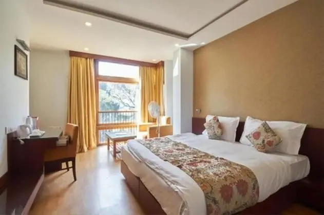 Executive Oda, Dağ Manzaralı