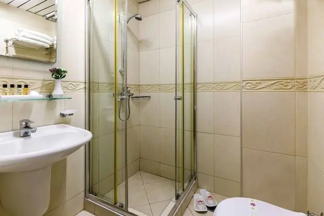 Standard Üç Kişilik Oda