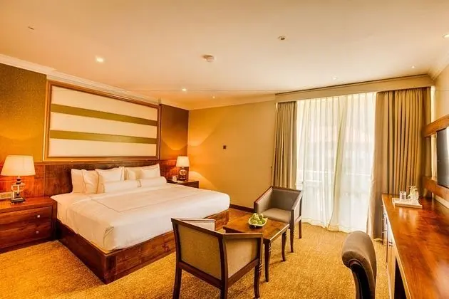 Deluxe Tek Büyük veya İki Ayrı Yataklı Oda, Sigara İçilmez