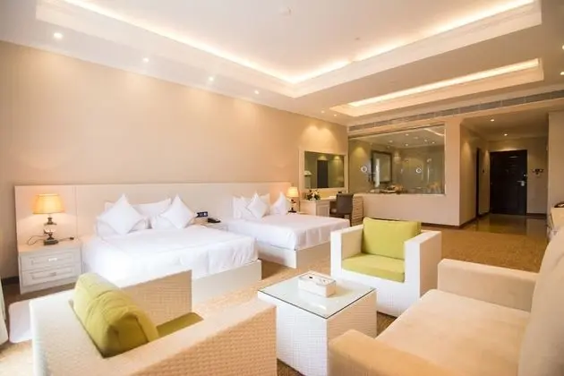 Junior Süit, 2 Büyük (Queen) Boy Yatak, Sıcak Su Havuzu