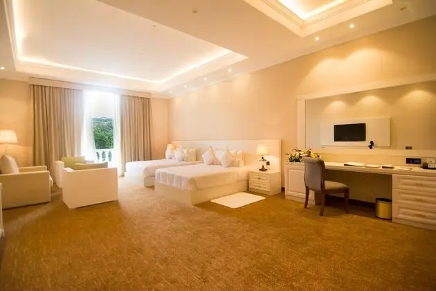 Junior Süit, 2 Büyük (Queen) Boy Yatak, Sıcak Su Havuzu