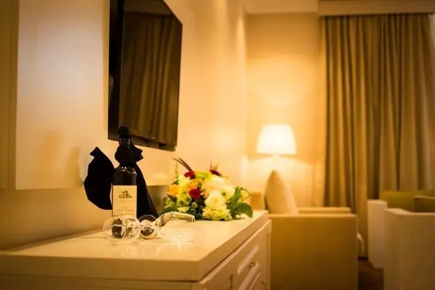 Junior Süit, 2 Büyük (Queen) Boy Yatak, Sıcak Su Havuzu