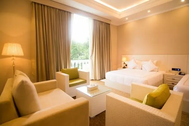 Junior Süit, 2 Büyük (Queen) Boy Yatak, Sıcak Su Havuzu