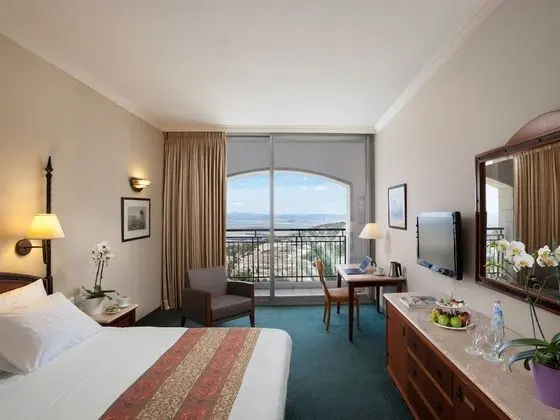 Superior Oda, Balkon (Jezreel Valley View)