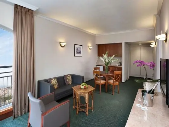 Superior Oda, Balkon (Jezreel Valley View)