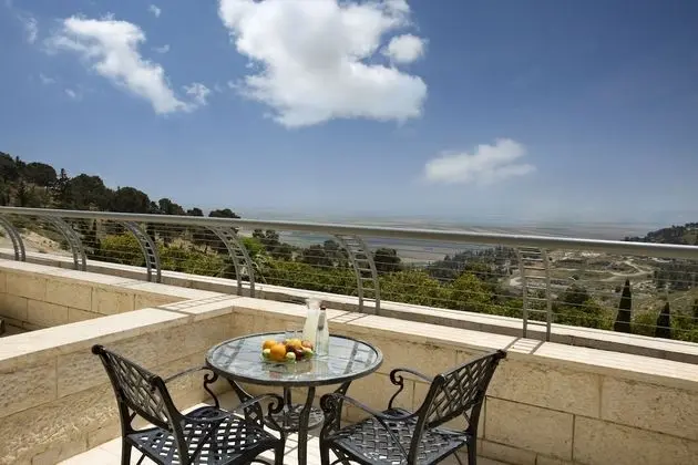 Superior Oda, Balkon (Jezreel Valley View)