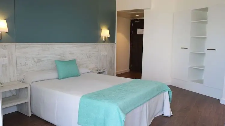 Tek Büyük Yataklı Oda, Deniz Manzaralı