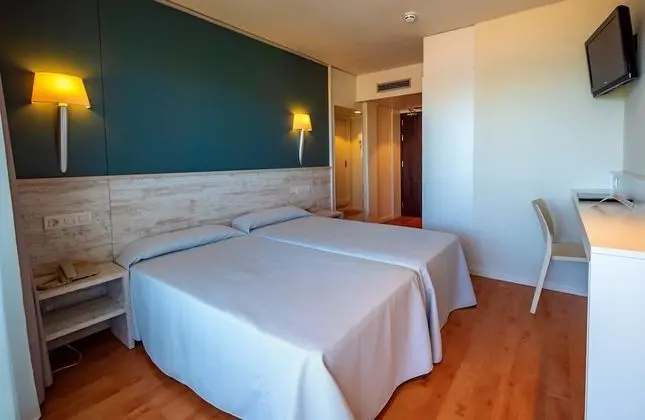 Üç Kişilik Oda (3 Adults)