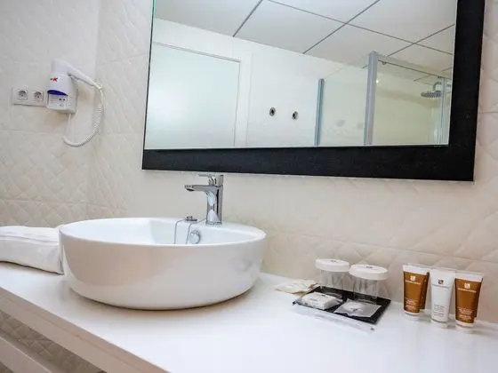 Üç Kişilik Oda (3 Adults)