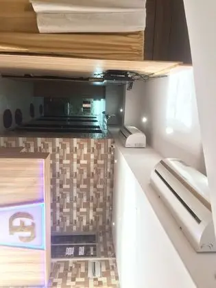 Ortak Ranzalı Oda, Sadece erkekler için, Şehir Manzaralı