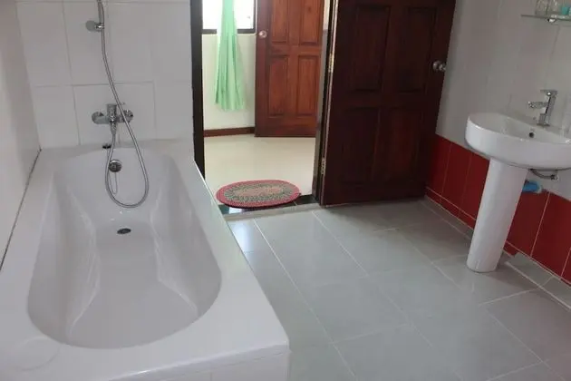 Deluxe Tek Büyük veya İki Ayrı Yataklı Oda, Balkon