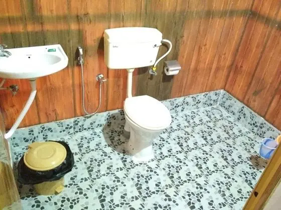 Basic Tek Kişilik Oda, 1 Yatak Odası, Kısmi Deniz Manzaralı
