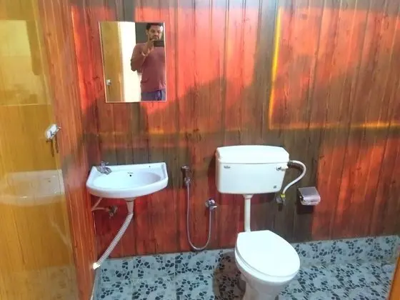 Basic Tek Kişilik Oda, 1 Yatak Odası, Kısmi Deniz Manzaralı