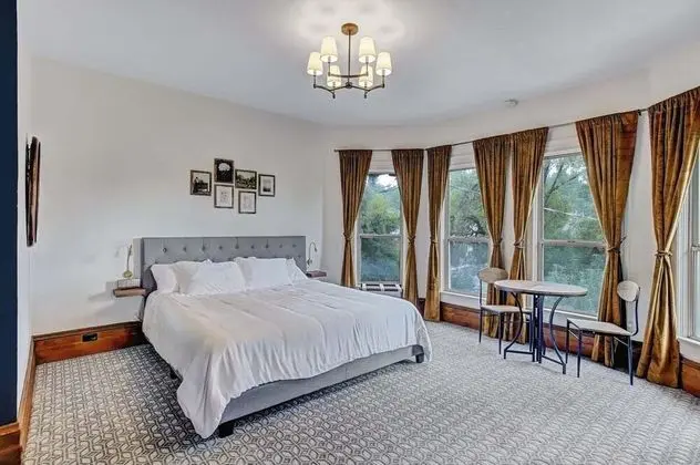 Luxury Oda, 1 En Büyük (King) Boy Yatak, Avlu Manzaralı
