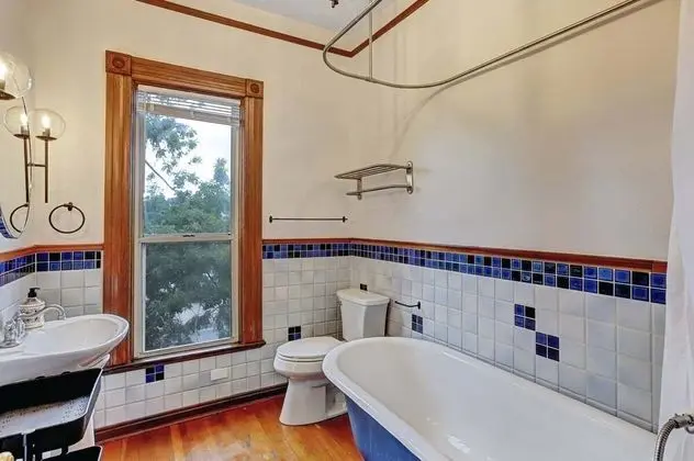 Luxury Oda, 1 En Büyük (King) Boy Yatak, Avlu Manzaralı
