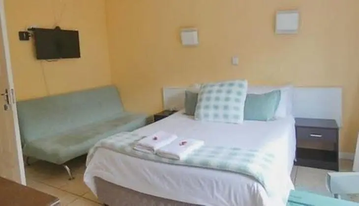Comfort Tek Büyük Yataklı Oda