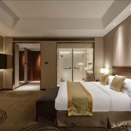 Luxury Oda