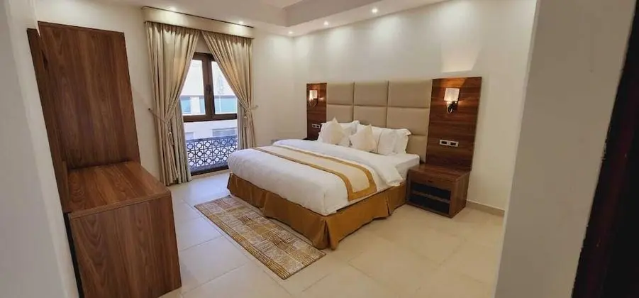 Deluxe Tek Büyük Yataklı Oda