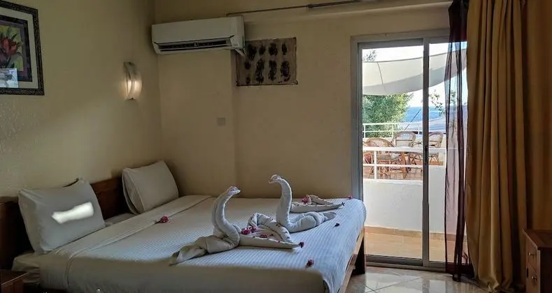 Superior Üç Kişilik Oda, 1 Yatak Odası