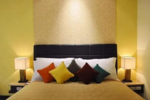 Superior Queen Room Only