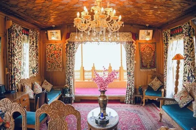 Deluxe Tek Büyük Yataklı Oda, 1 Yatak Odası, Göl Manzaralı