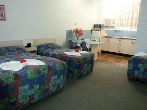 Family Oda, Sigara İçilmez, Küçük Mutfak (Family Room Self Contain)