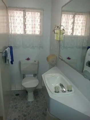 Standard Oda, Sigara İçilmez (Motel Room)