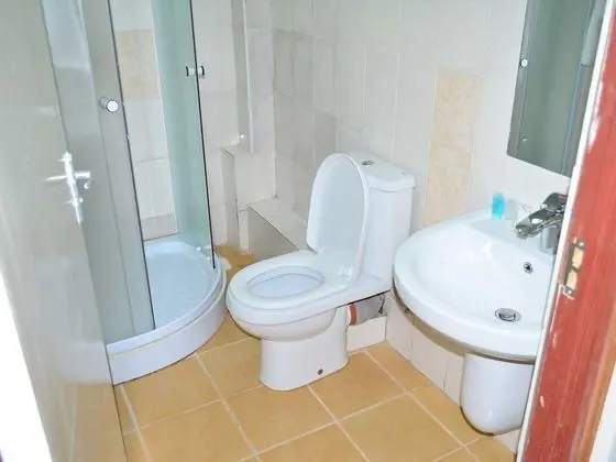 Standard Tek Büyük veya İki Ayrı Yataklı Oda