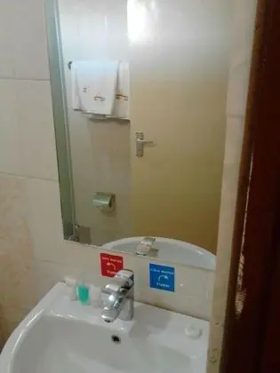 Standard Tek Büyük veya İki Ayrı Yataklı Oda