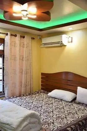 Deluxe Tek Büyük Yataklı Oda, 1 En Büyük (King) Boy Yatak, Tepe Manzaralı