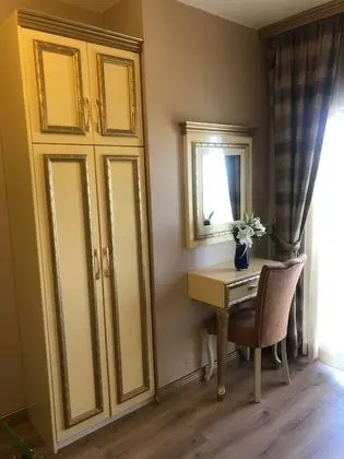 Standard Tek Büyük veya İki Ayrı Yataklı Oda