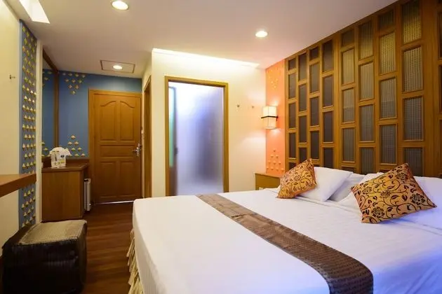 Royal grand King size bed