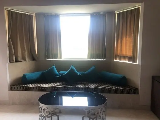 Premium Tek Büyük Yataklı Oda